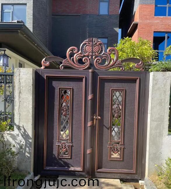  鋁藝庭院大(da)門 