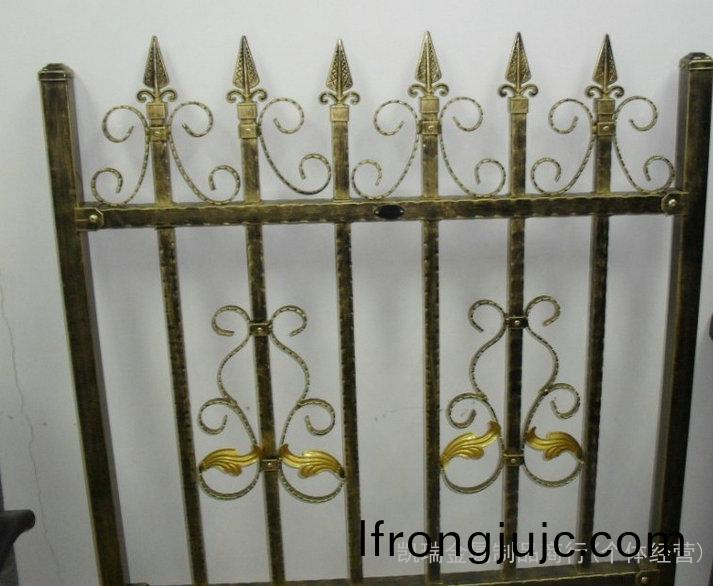  鐵藝護欄
